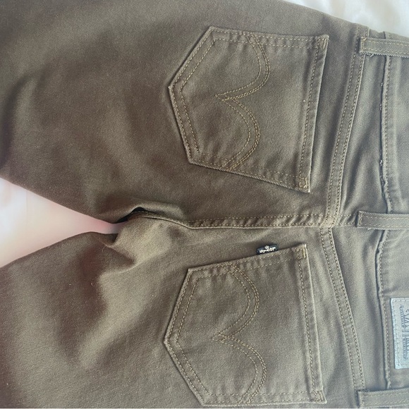 Army green studded Levi jeans. Size 0. - Picture 6 of 6